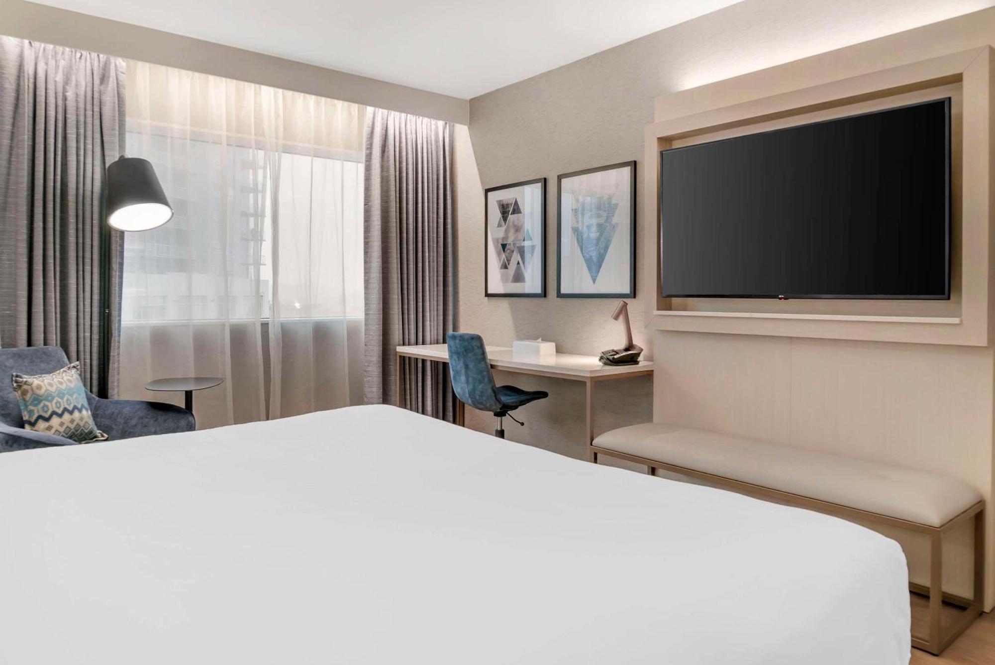 Radisson Plaza Hotel And Suites Kalamazoo Exteriör bild